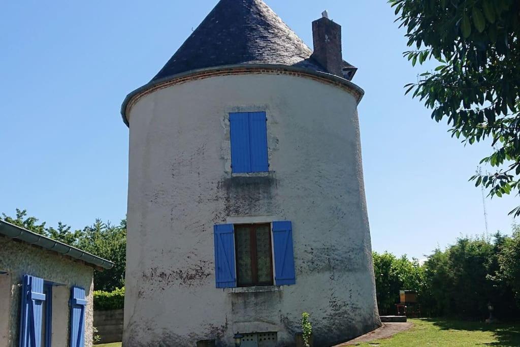 Tour De Bablou - Insolite Allouis Buitenkant foto